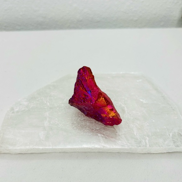 Pink Aura Quartz crystal - Picture 3 of 6